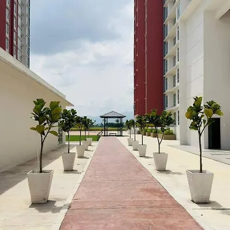 2 Room Ipoh Apartment With Swimming Pool Kampong Kepayang Exterior photo
