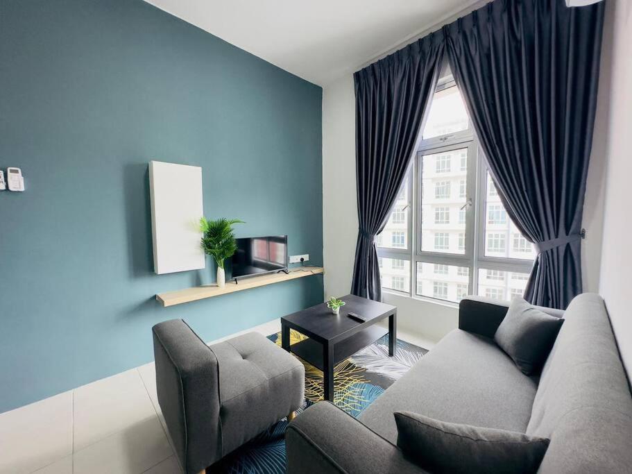 2 Ipoh With Swimming Pool Apartment