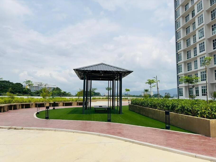 2 Ipoh With Swimming Pool Apartment